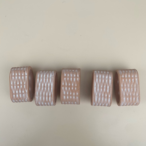 Napkin Rings / Holders Terracotta Woven Design - Picture 2 of 8